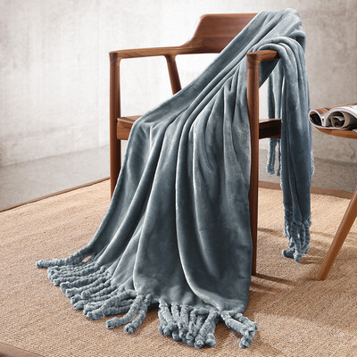 

Yutian leisure blanket autumn&winter sofa blanket blanket towel was shawl blanket office home air conditioning blanket flannel casual blanket precipitation blue 127 152cm