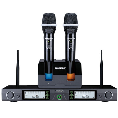 

Victory TAKSTAR DG-K80 Wireless Digital 24G Microphone KTV Zero-String Automatic FM Hang Interference Microphone Dark Gray