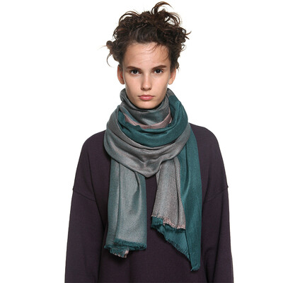 

Early loading TRUE HER ladies scarf autumn&winter modal cashmere bib warm long gradient shawl dual-use gift box green camel