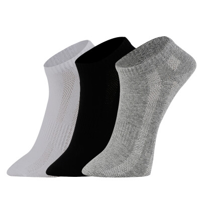 

Jingdong supermarket red beans 3 pairs of equipment socks men socks business leisure cotton socks solid color simple breathable shallow mouth stealth boat socks H7W031