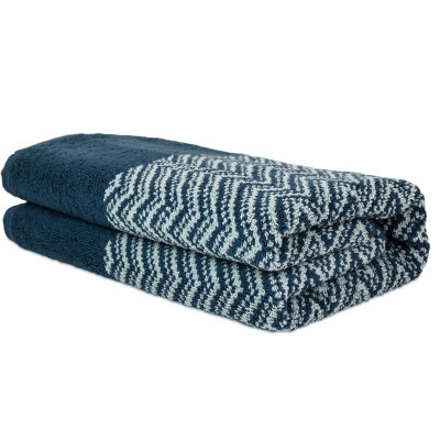 

Matt towel home textile pure cotton yarn-dyed multi-arm absorbent soft dream space padded towel sky blue deep blue 500g Article 70 140cm Article