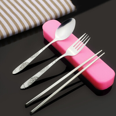 

Jingdong Supermarket Sunshine fly song travel portable tableware stainless steel spoon chopsticks fork three-piece suit PP box 0881