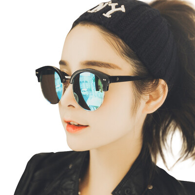 

Parim sunglasses men and women fashion polarized light driving mirror sunglasses female G003 black eyebrow silver ring box - gray plate is ice blue REVO