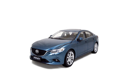 

1:18 scale Mazda 6 Atenza 2014 diecast model car blue