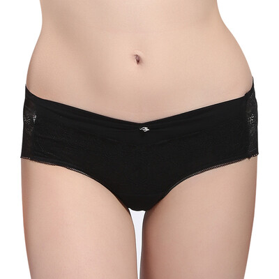 

Hong Kong Women&39s underwear hollow lace female underwear bag hip sexy transparent underwear breathable trailing female briefs black skin color 2 installed