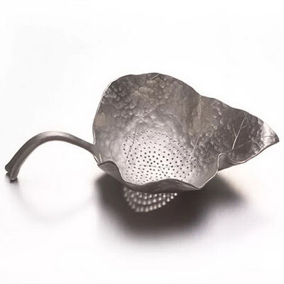 

Hand-crafted Leaf Shaped Pure Tin Silver Metal Mesh Loose Tea Filter Strainer
