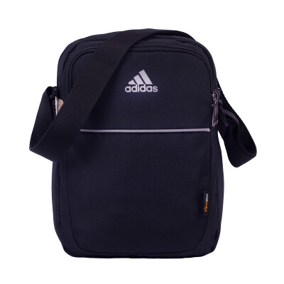 

Adidas (Adidas) small shoulder bag black AJ4231