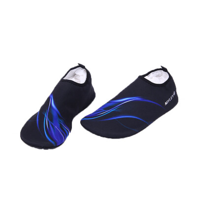 

Banchei outdoor snorkel shoes diving equipment beach shoes travel men and women barefoot skin soft shoes non-slip wading supplies Lycra flexible surface flame blue L code for 38-39
