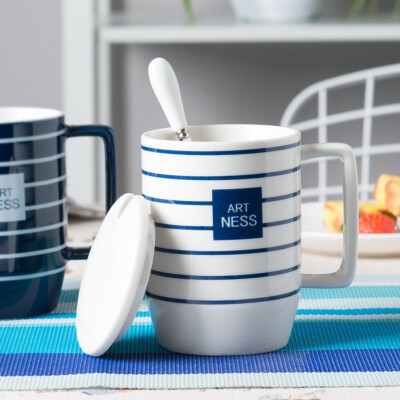 

Porcelain soul ceramic with a lid with a spoon cup simple coffee cup large capacity creative personality couple cups mug line life blue stripes B