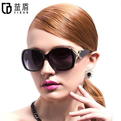 

Yidun YIDUN 2265 anti-UV fashion sunglasses female models polarized light trend big box woman sunglasses milk color