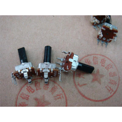 

121 Union Square Vertical single potentiometer B10K B20K B100K with midpoint handle 18MMF