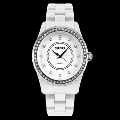 

Lady quartz watch casual business watch waterproof female student table simple couple watch as gift for women
