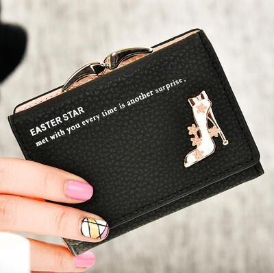 

Жа кароткі папернік карты трохі больш, чым у тры разы папернік карты пакет невялікі кішэню для манет абцасы Абсталяванне