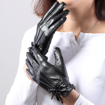 

Crocodile shirt CROCODILE womens gloves fashion thin section points gloves goatskin women gloves to keep warm 19212012-01 black S code