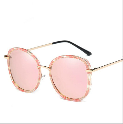 

2017 new polarized sunglasses women's influx of people Korean version of bright color sunglasses net with the same glasses