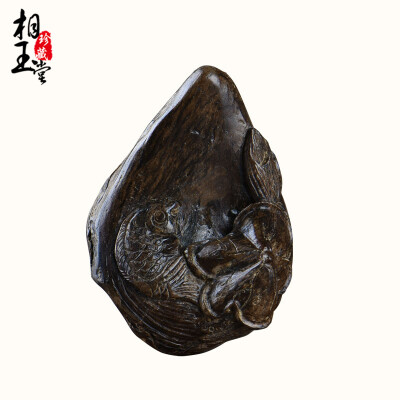 

Phase Yutang More than a year laterShenxiang pendant men and womenWooden necklace High oil and raw materials Submerged incensePen