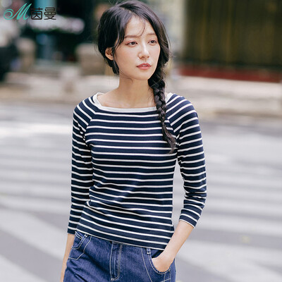 

INMAN 2017 autumn new elastic stripes side collar seven sleeves casual T shirt shirt female F1873021474 blue&white strip