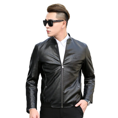 

2017 new fashion leather men's leather jacket spring and autumn thin section of the new paragraph in the young men's leather jacke