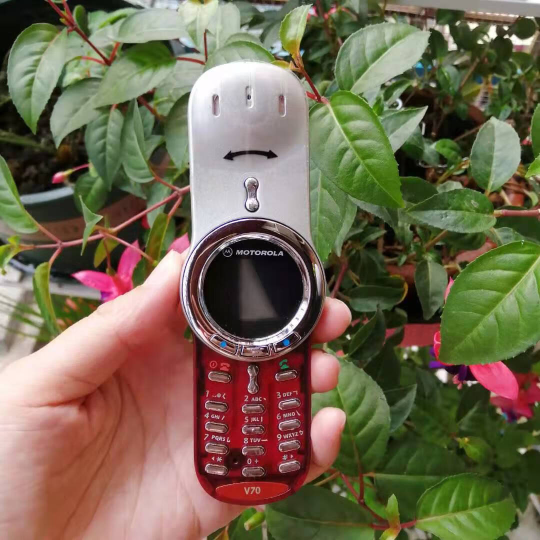 motorola摩托罗拉v70旋盖古董怀旧收藏学生机蓝色套餐二32mb中国大陆