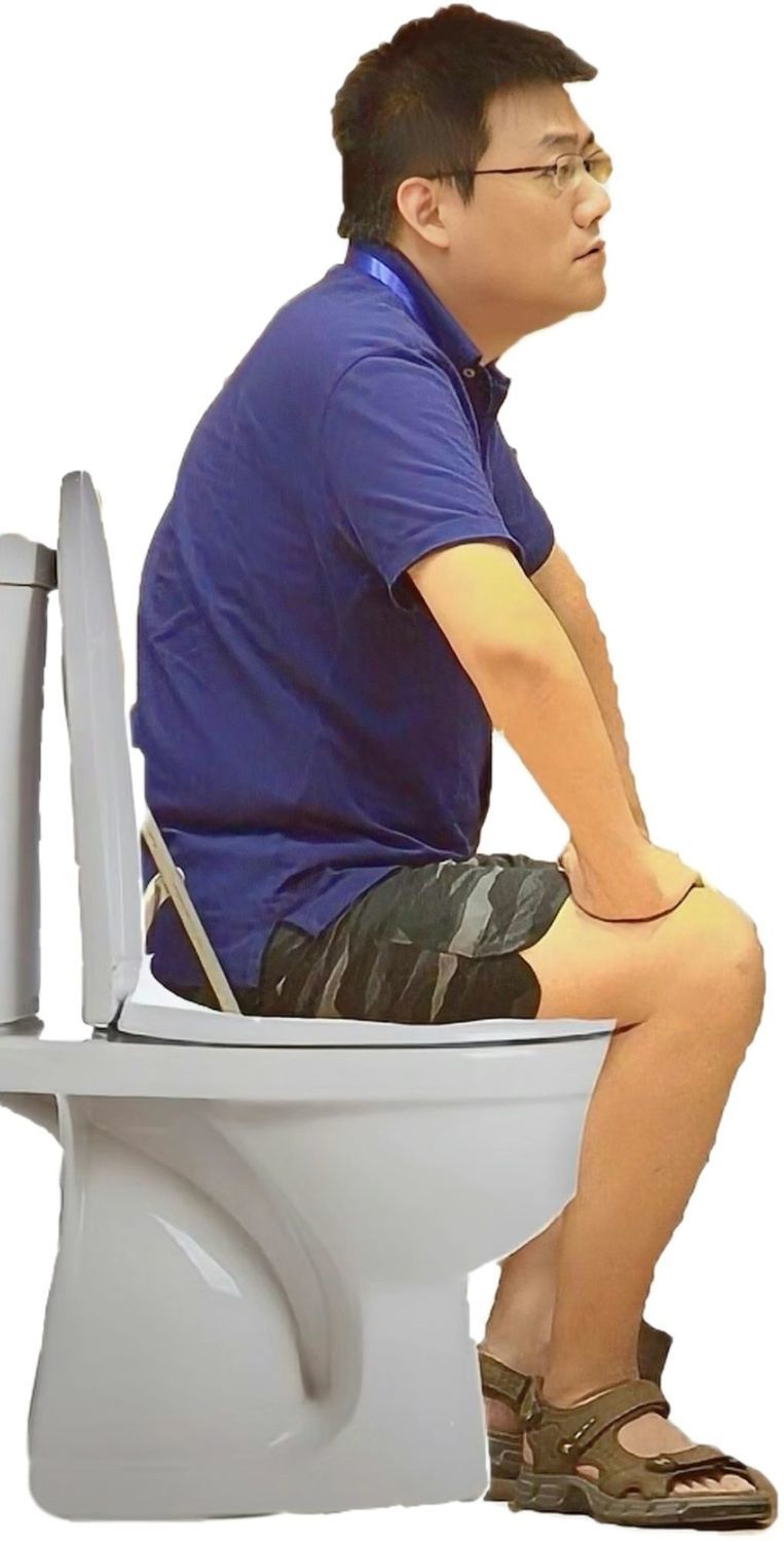 李飞周边内娱顶流时代峰峻周边摇摇乐坐马桶上的李飞立牌钥匙扣满满红