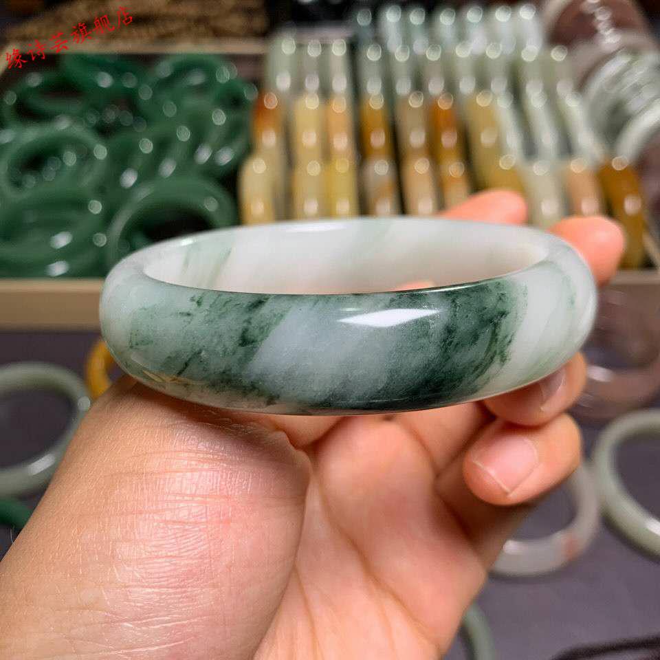 63兰历专柜双旦礼物新疆金丝玉石手镯天山翠玉镯昆仑冰翠飘花色镯子