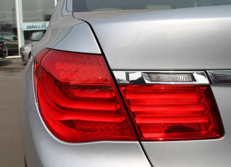 适配宝马7系后尾灯f02尾灯730li倒车灯740灯罩灯罩750刹车灯led灯原车