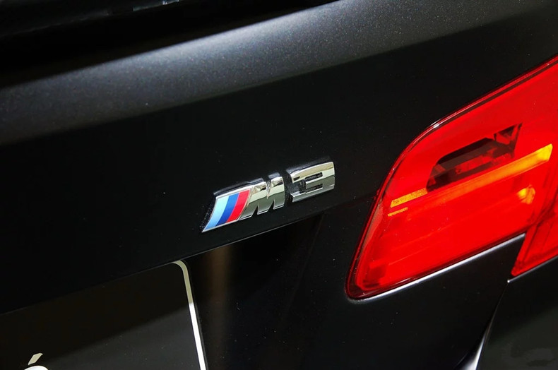 车尾标宝马m标改装原装车标尾箱标原厂款适用于m标侧标1系5系7系3系m