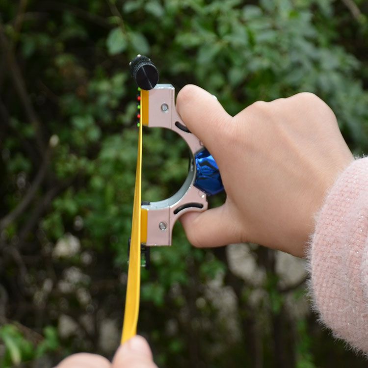 弓勿新型电镀金属扁皮弹弓激光快压精准成人户外竞技强力弹工专用