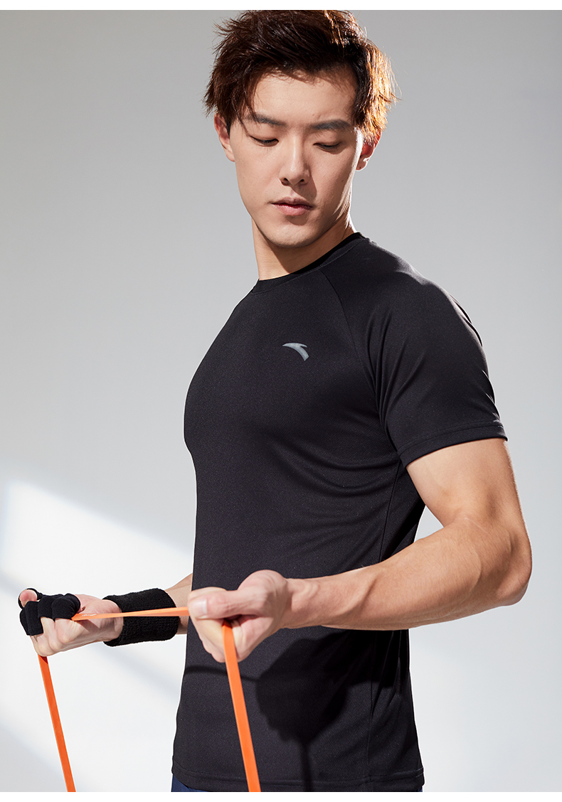 安踏短袖t恤男2020新款透气跑步运动上衣男士透气体恤运动服 基础黑