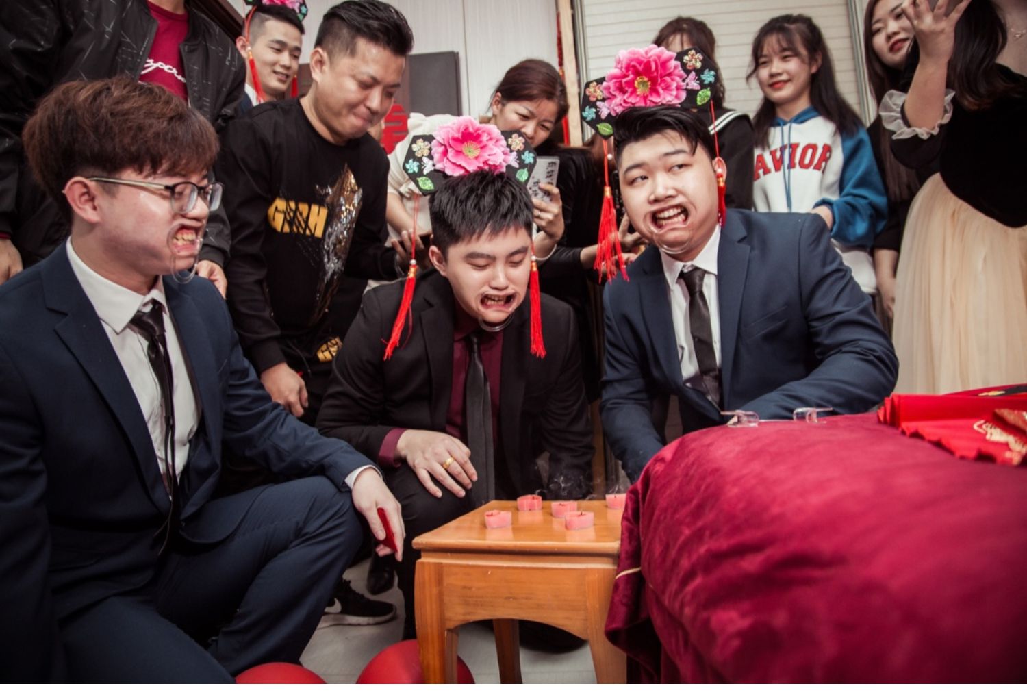 电臀达人结婚接整新郎搞怪表演抖甩乒乓球游戏整蛊道具盒子 白色 红包