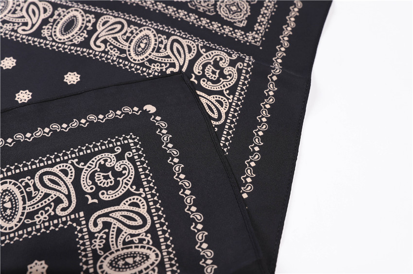 春黑色经典腰果花百搭丝巾 ins复古嘻哈小方巾 新款黑色腰果花【图片