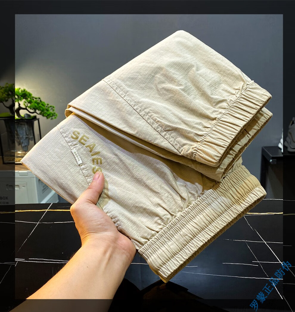 5ea4b1adc74a2101.jpg
