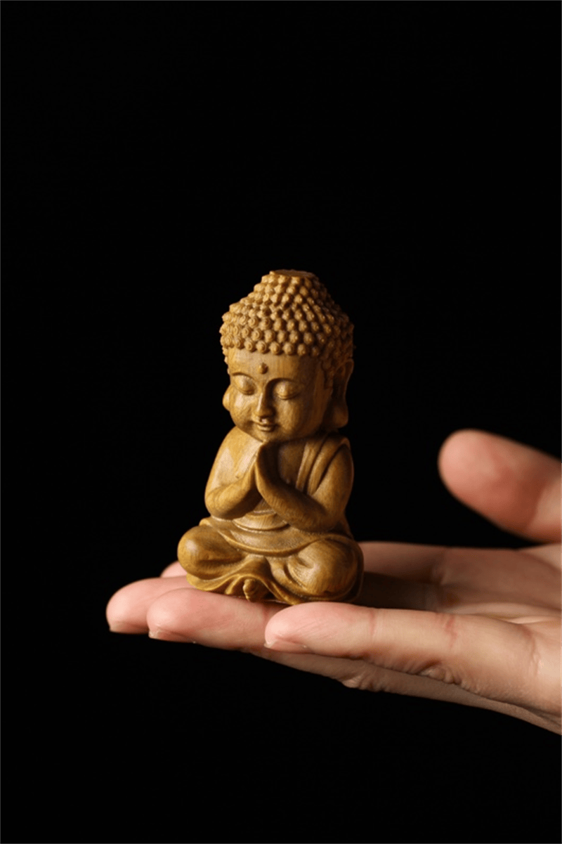 倍喜欢 绿檀木宝宝佛释迦牟尼手把件木雕家居创意檀香木摆件原木工艺