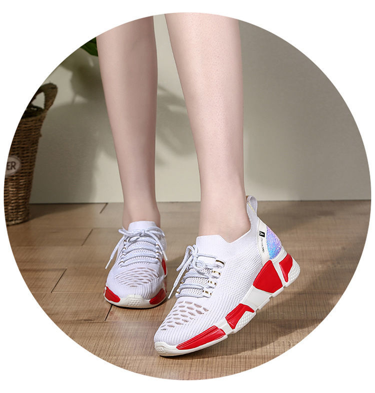 跳广场舞穿的舒服的鞋子广场舞鞋女士夏天穿的春夏新款时尚休闲跳舞鞋