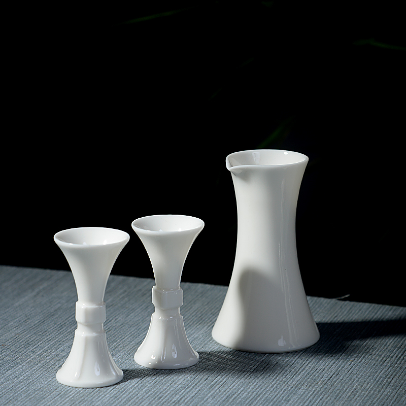 酒杯白酒 酒具套装羊脂玉白酒杯套装国一口杯2两分酒器酒盅陶瓷家用台