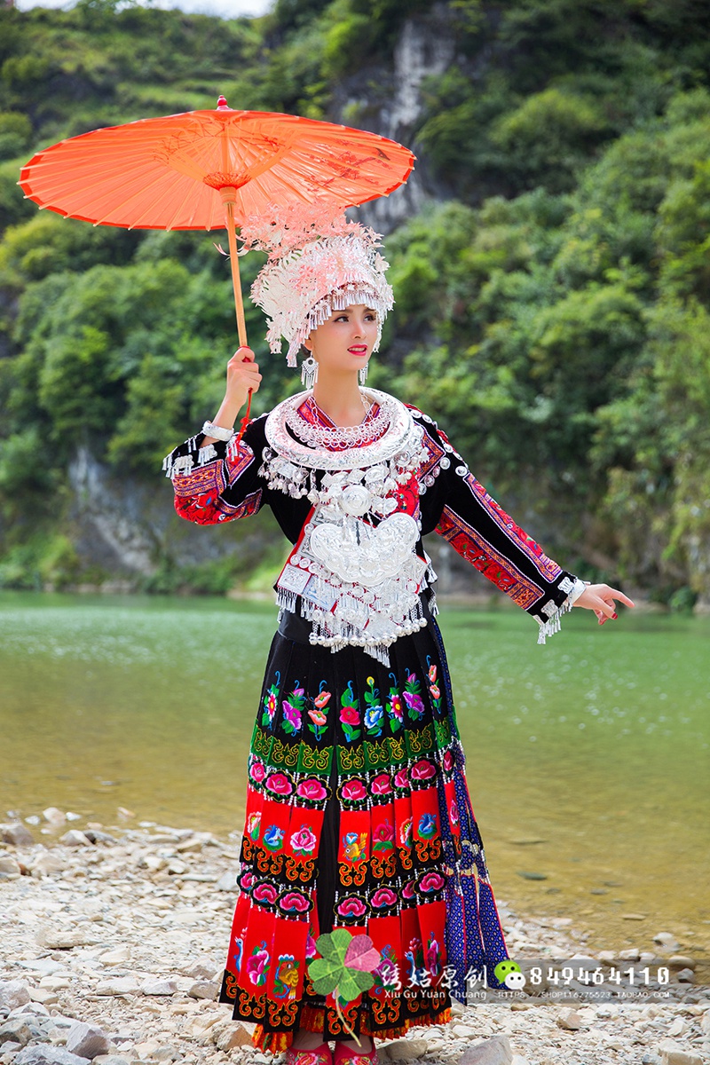 少数民族服装女设计感贵州少数民族风服装女新款苗族盛装礼服新娘敬酒