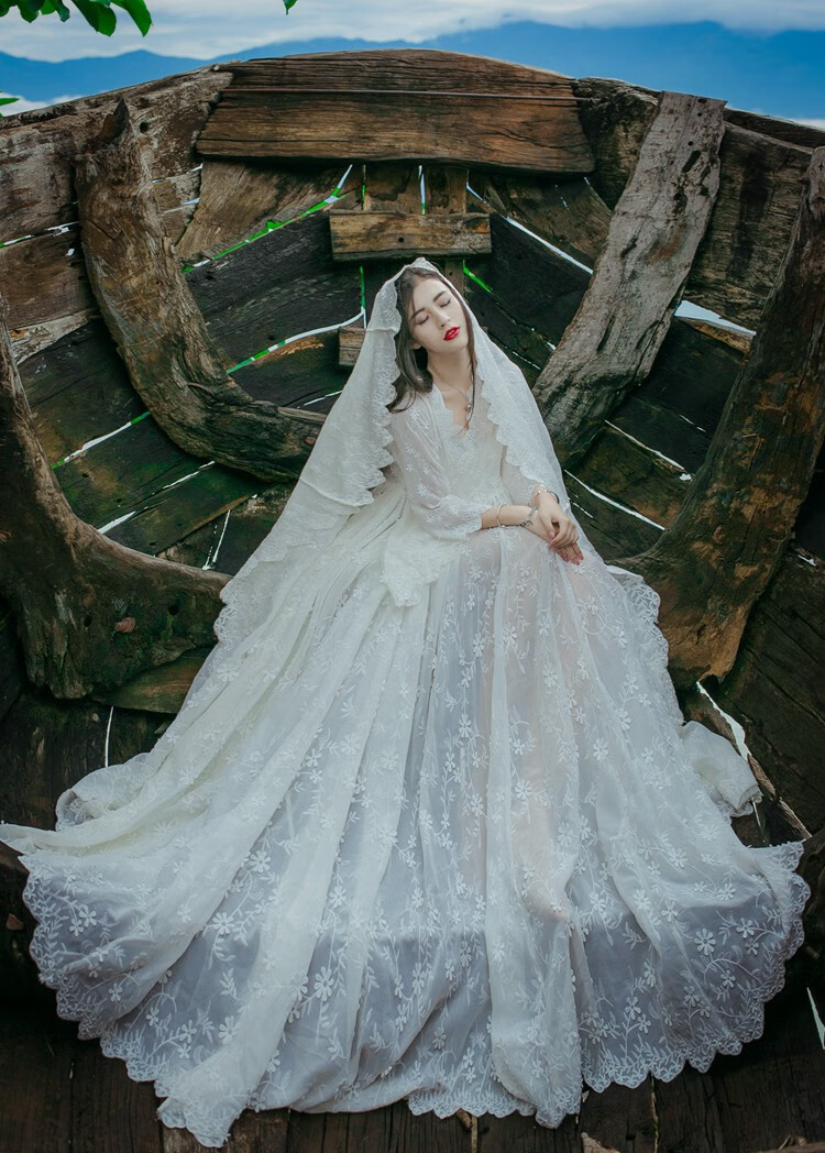 2020年新款实拍 刺绣大摆仙女长裙 两件套 含吊带 白色 s