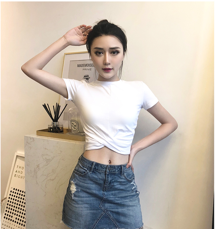 辣妹上衣露肚脐黑色漏脐装卡高腰短款紧身夏小心机t恤女小众短袖体恤