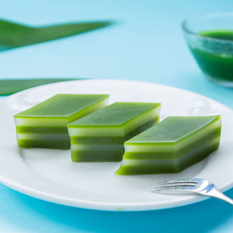 千层斑斓糕即食千层斑斓椰汁糕娘惹糕特产网红零食小吃东南亚印尼糕点