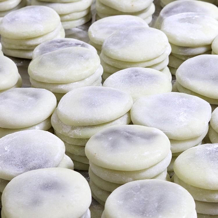 红豆沙糍粑纯糯米糍手工酸菜粑粑贵州湖南特产四川湖北油炸粑酸菜馅