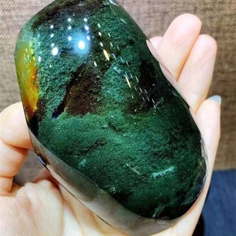 天然巴西绿幽灵原石小摆件 颜色翠绿色高档黑檀底座意境美招财聚财