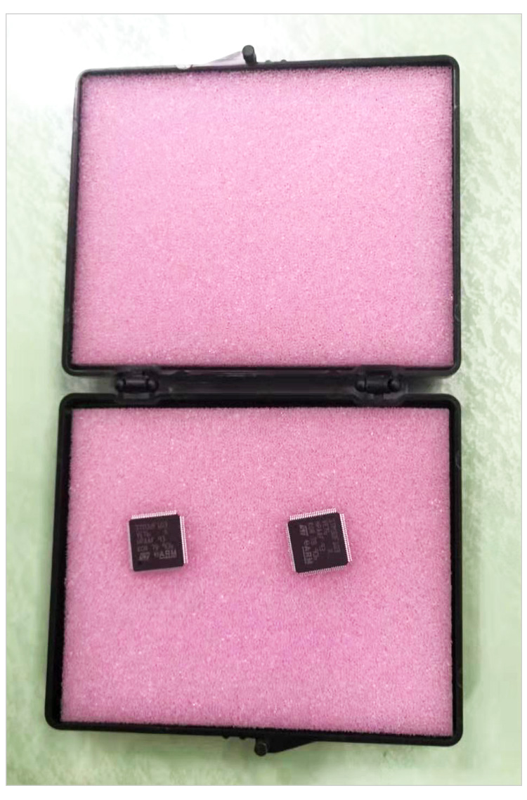 ic芯片盒硅片盒海棉包装盒运输芯片包装盒放置芯片盒晶片盒 90*110mm*