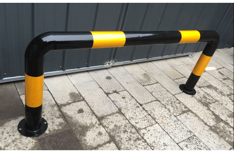 u型护栏防撞栏钢管挡车杆加厚防撞护栏加油站防撞栏加厚立柱u8