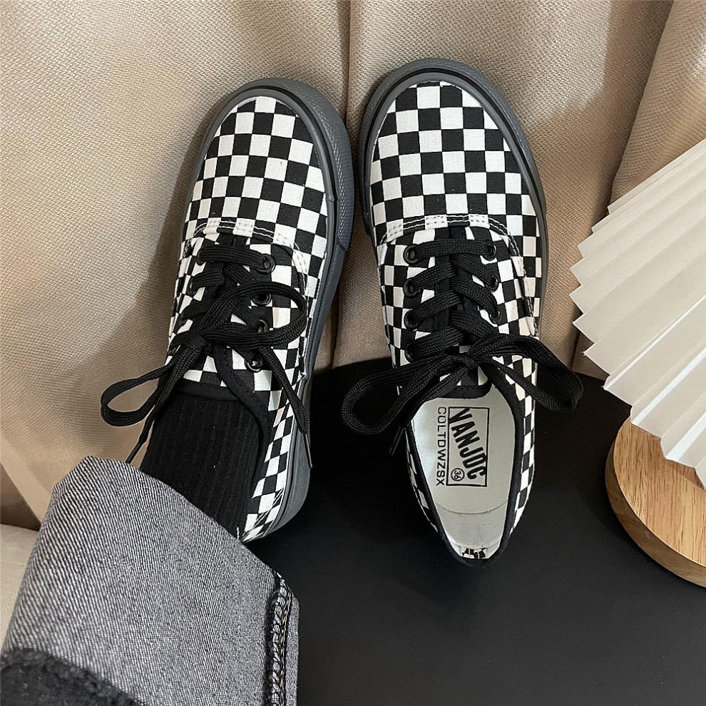 棋盘格鞋黑白棋盘格子帆布鞋女秋季低帮休闲板鞋韩版百搭情侣鞋子潮男