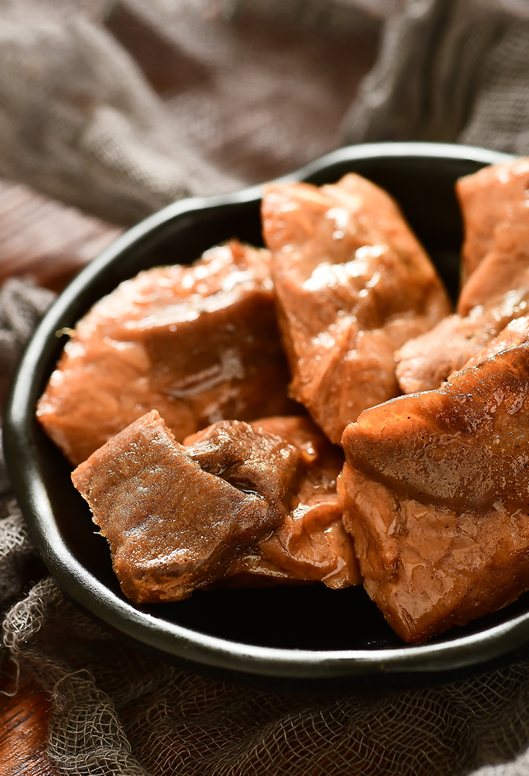 烤肉豆干夹肉卤味五香味豆腐干香辣味豆制品办公小零食五香味