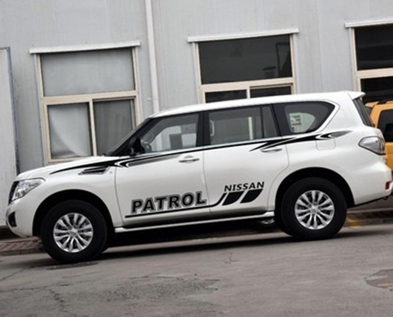 适配尼桑新途乐车贴拉花 尼桑专用改装 y62 y61车身贴纸侧裙 汽车彩