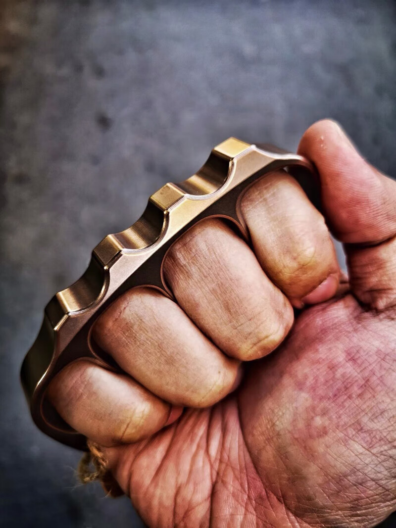 镇店好物kasfly凯撒四指钛合金青铜指虎指扣防身装备便携edc创意礼品