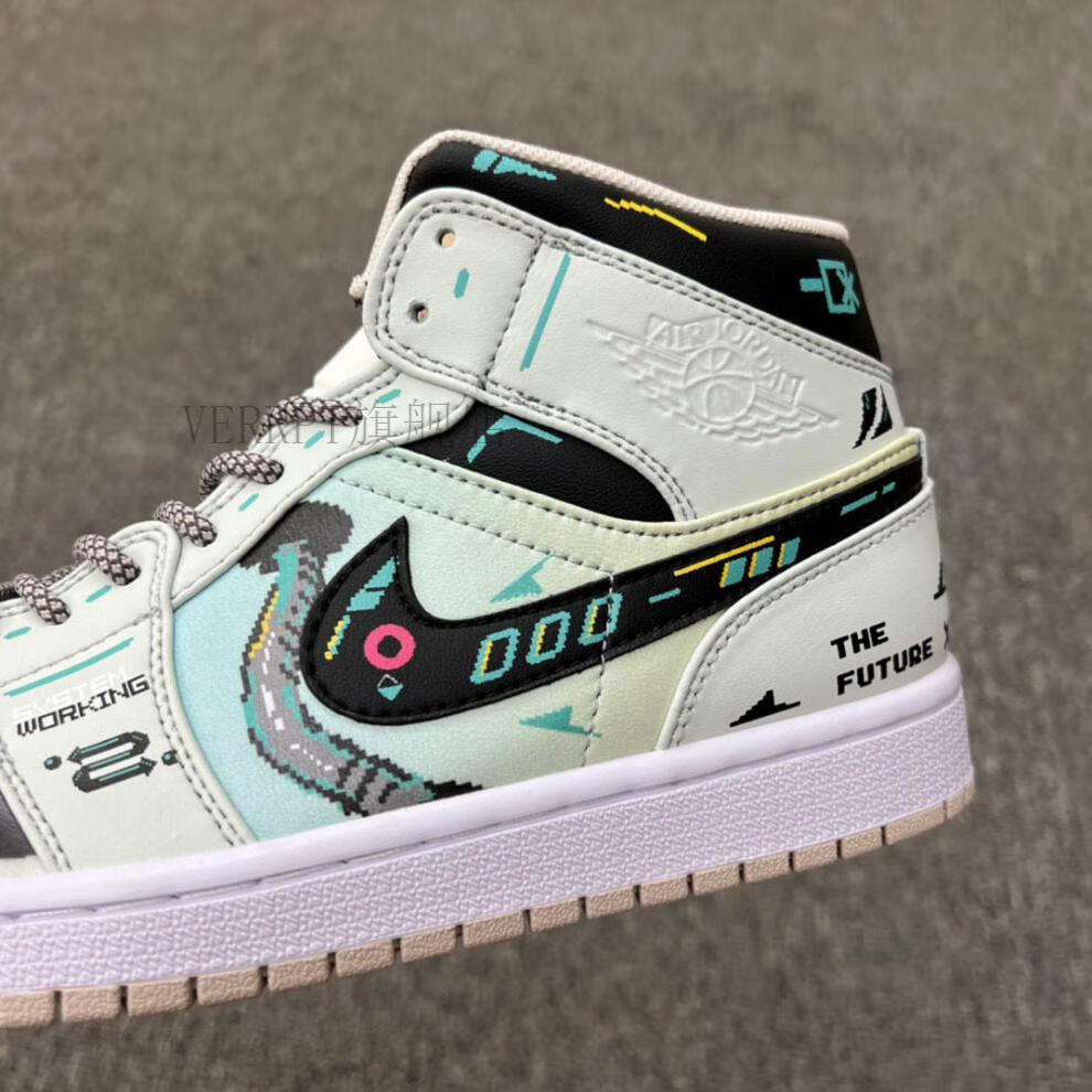 蓝绿电玩 乔1机能电玩像素运动篮球鞋554724-082nike官网品牌 旗舰