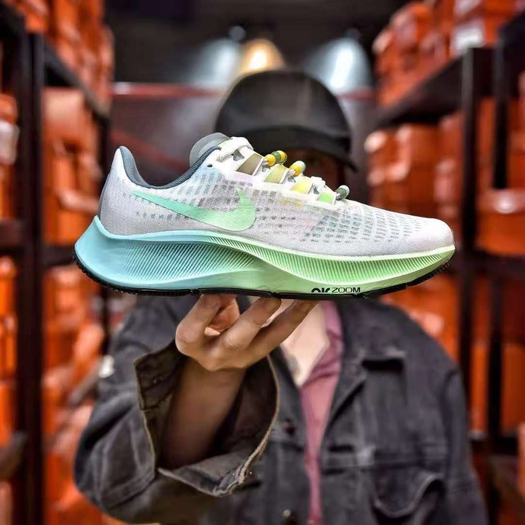 新airzoompegasus37气垫跑鞋登月37代飞马网面透气男女运动鞋37黑白