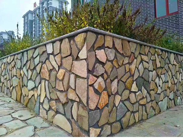 天然石材碎拼文化石锈色板岩外墙砖不规则庭院地砖户外铺路乱石片